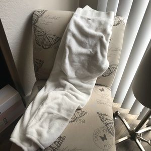 soft comfy Ugg sweatpants loungewear